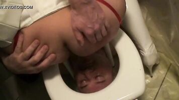 Padrona Eugenia And she’s toilet slave